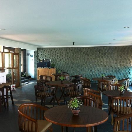 Hotel Adinda Parangtritis Exterior photo