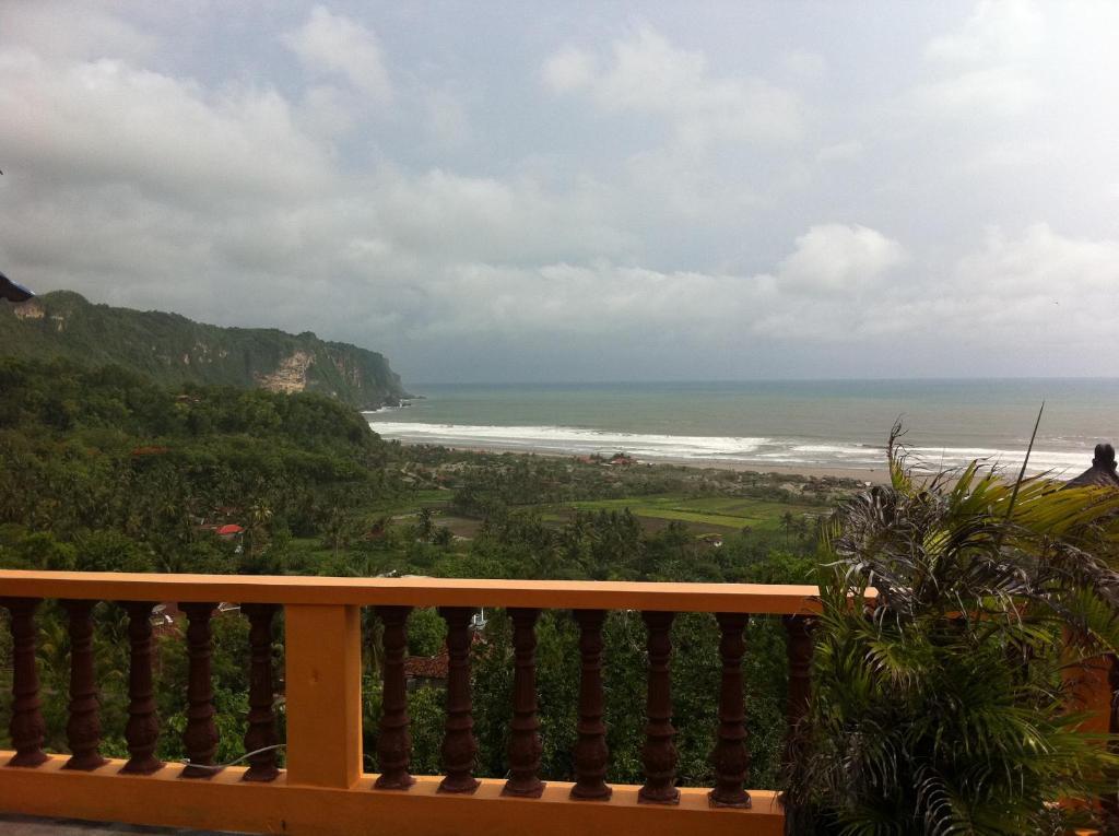 Hotel Adinda Parangtritis Exterior photo