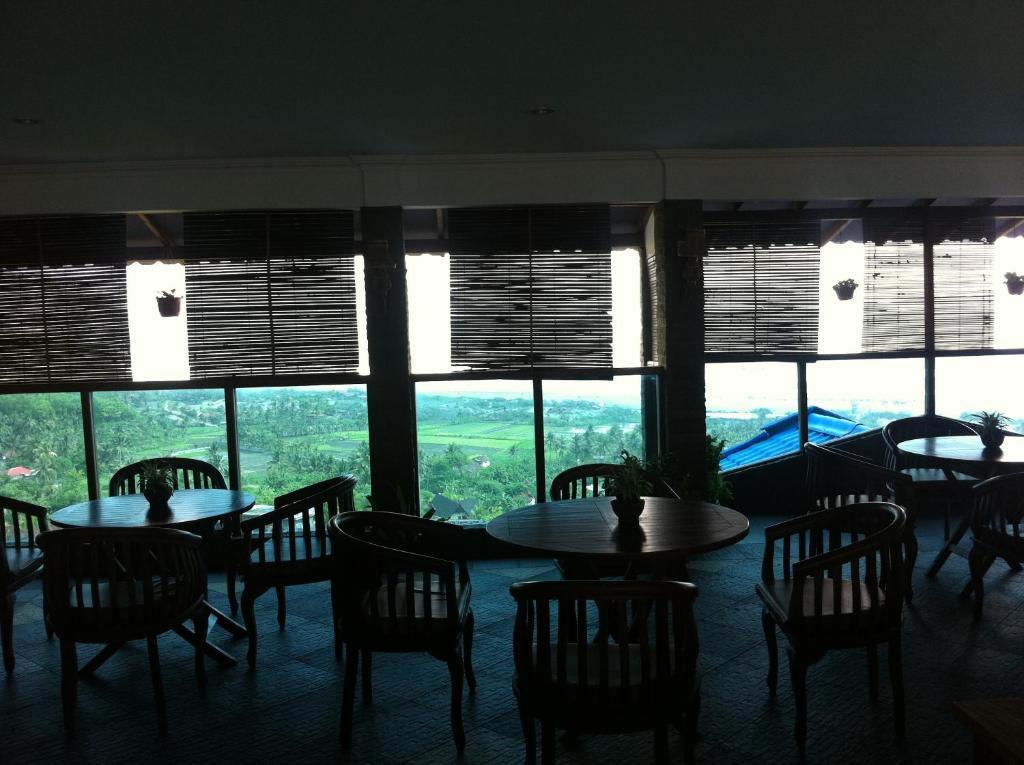 Hotel Adinda Parangtritis Exterior photo
